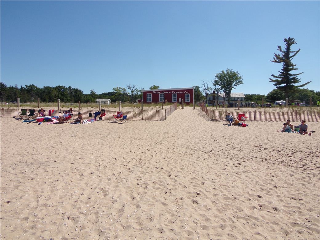 glen_haven_beach_3.jpg glen_haven_beach_3.jpg